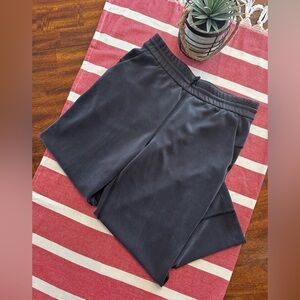 Lululemon Softstreme High-Rise Straight Leg Cropped Pant